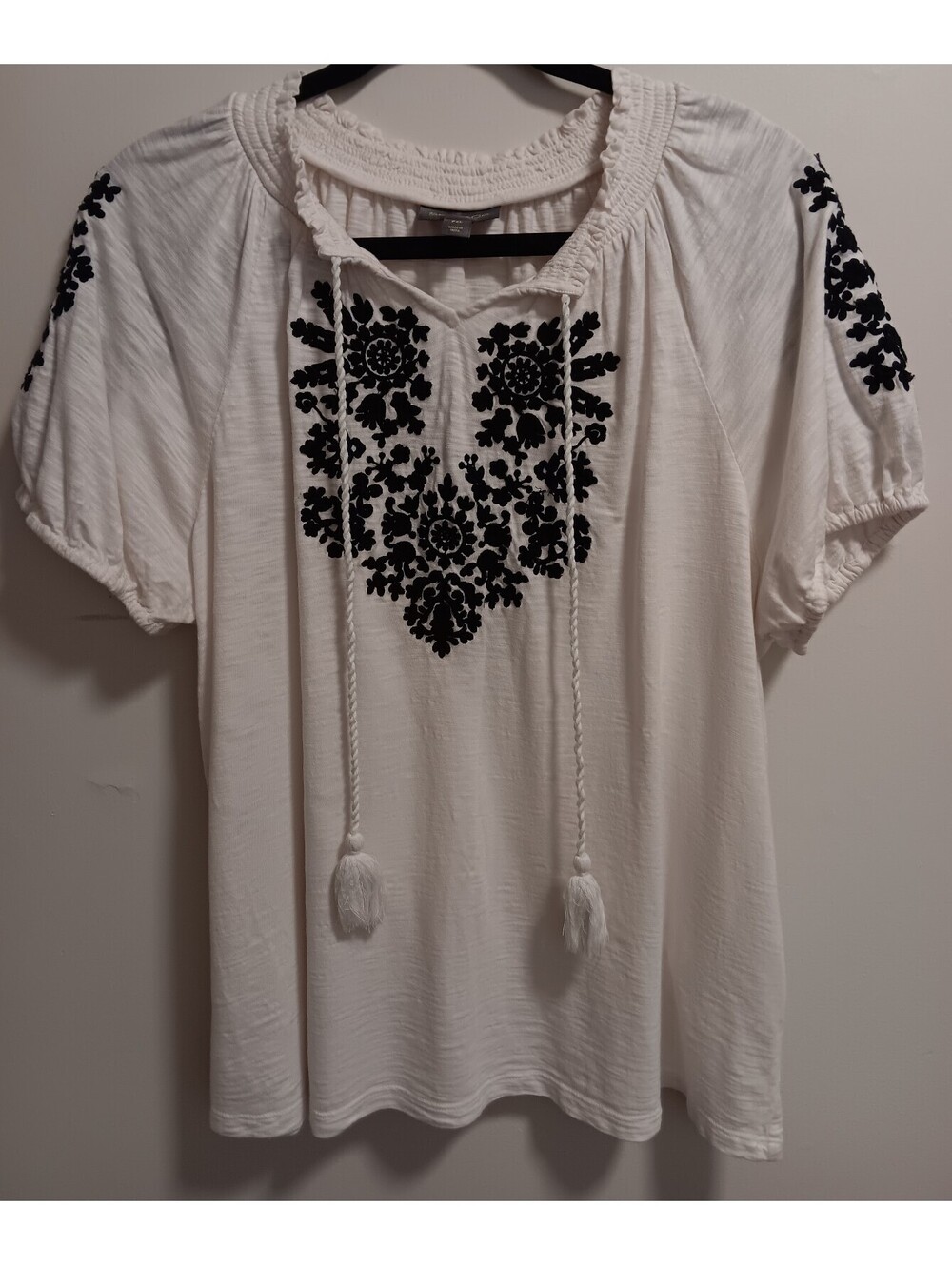 Style & Co boho peasant style top with embroidery